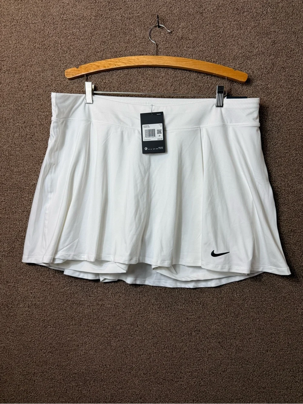 Nike Women's White Tennis Skort - Performance Dri Fit Standard Fit $55 Retail
